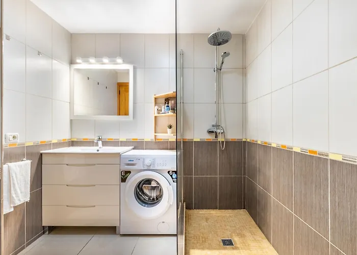 Club Paraiso Near Hard Rock By Interhome *