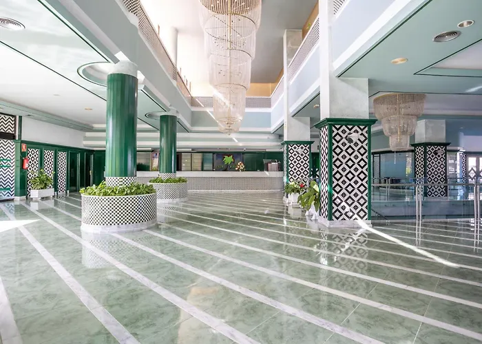 Club Paraiso Near Hard Rock By Interhome Apartment *